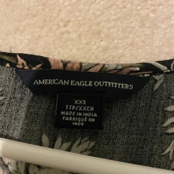 American Eagle Outfitters XXS EUC - Picture 6 of 9
